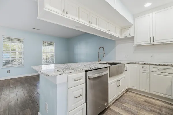 203 WEBER RD B
