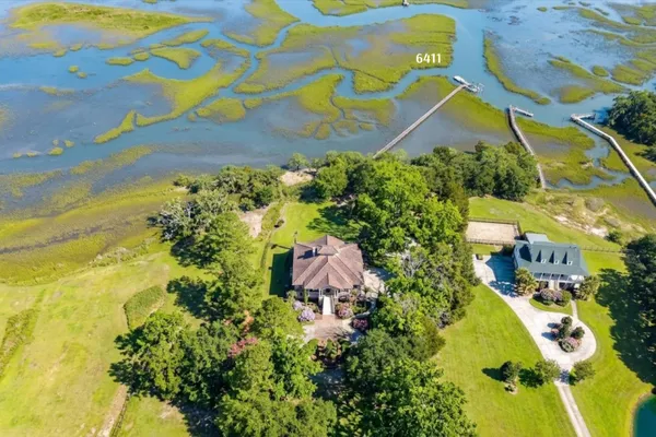 6411 CHINA BACK LN