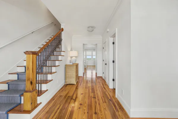 1229 NORRIS DR