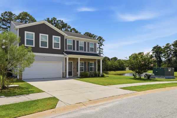 165 CLYDESDALE CIR