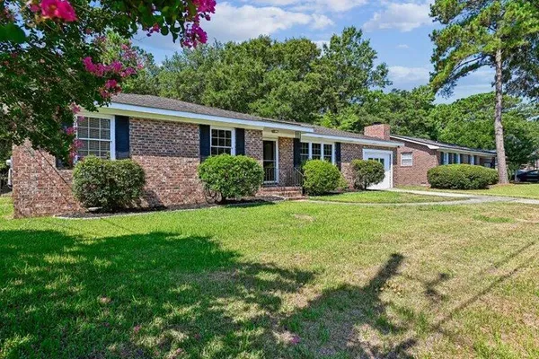 349 CURTISS AVE