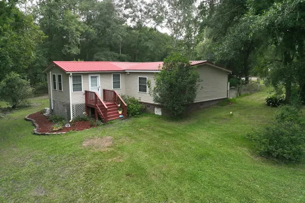 349 BIRD DOG LN