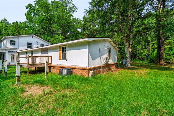 7693 WHITE POINT RD