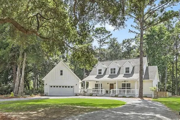 866 BLACKBEAR DR