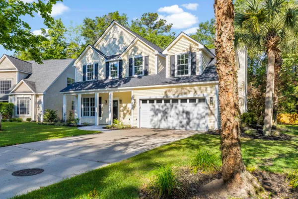 120 EVESHAM DR