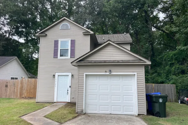 1725 LEITH LN
