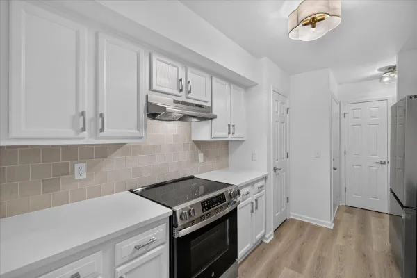 2327 TREESCAPE DR 1807