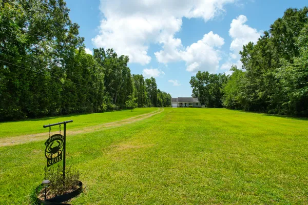 2039 BENTZ RD