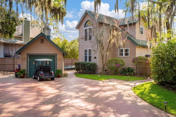 759 LAKE FRANCES DR