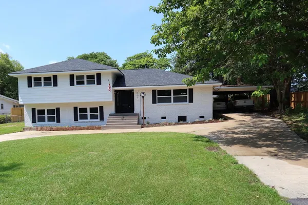 661 WANTOOT BLVD