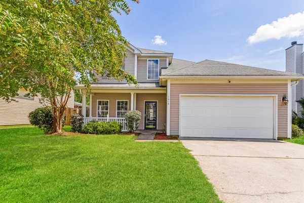 1019 STERLING LN