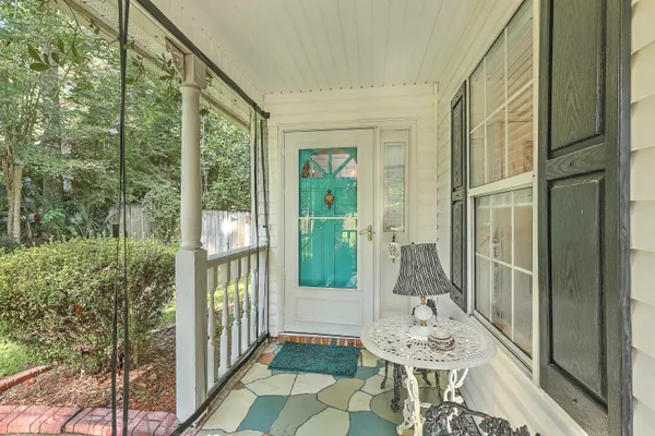 306 BLACK OAK BLVD