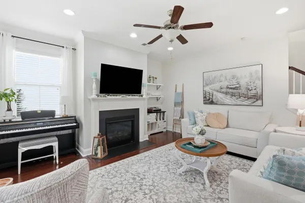 2909 SWAMP SPARROW CIR