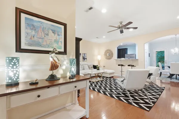 1173 EUCLID DR