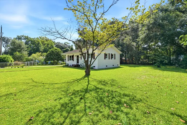 3455 CYNTHIA DR