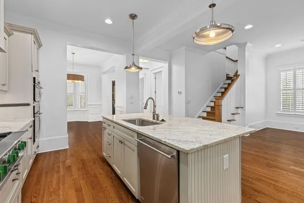 298 ISLAND PARK DR