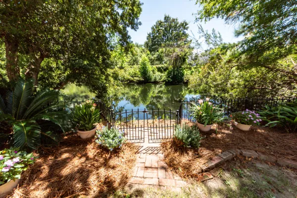 1069 MATHIS FERRY RD