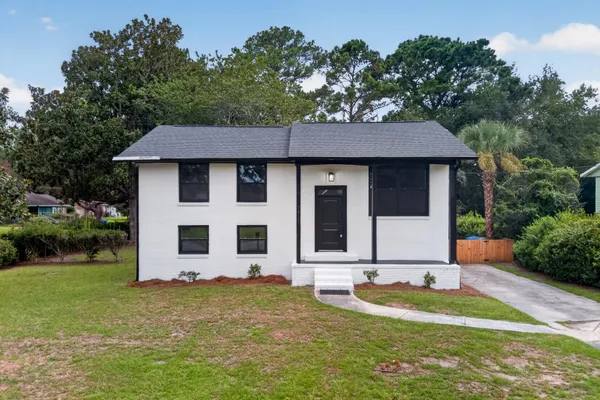 1411 WESTWAY DR