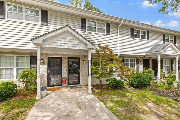 507 STINSON DR 8F