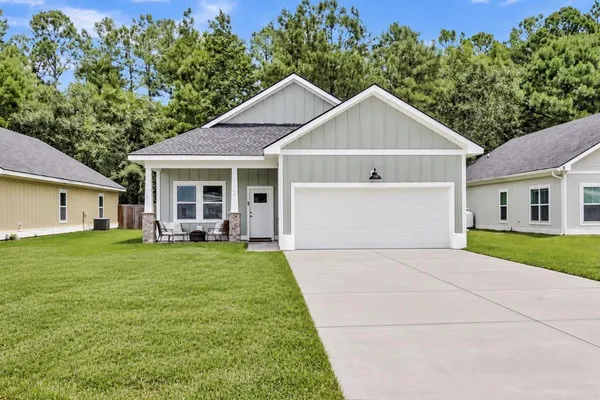 161 BRIGHTWOOD DR