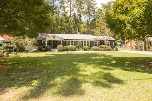 114 SHARON DR