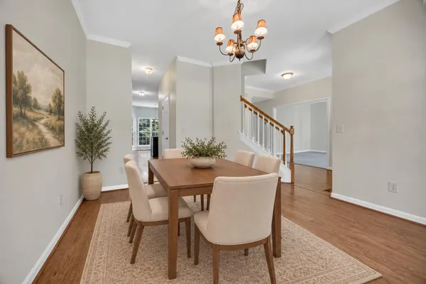 18 PERSIMMON WOOD CT