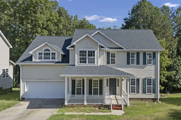 18 PERSIMMON WOOD CT