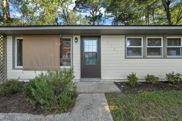 2707 JONES AVE