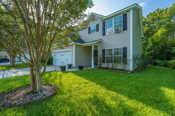 325 FOSTER GREENS CT