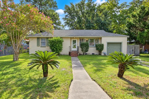 338 STINSON DR