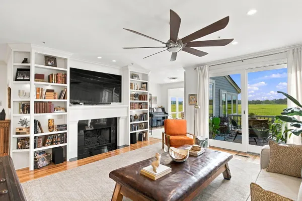658 HARBOR CREEK PL 29