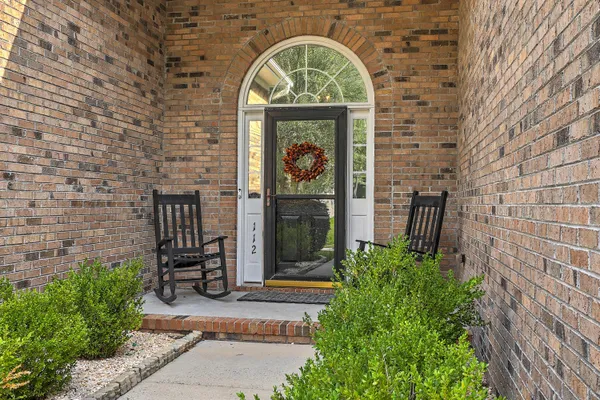 112 SPRING MEADOWS DR