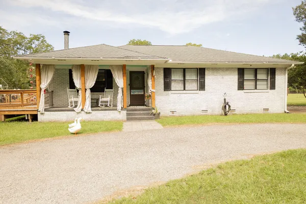 10007 JACKSONBORO RD