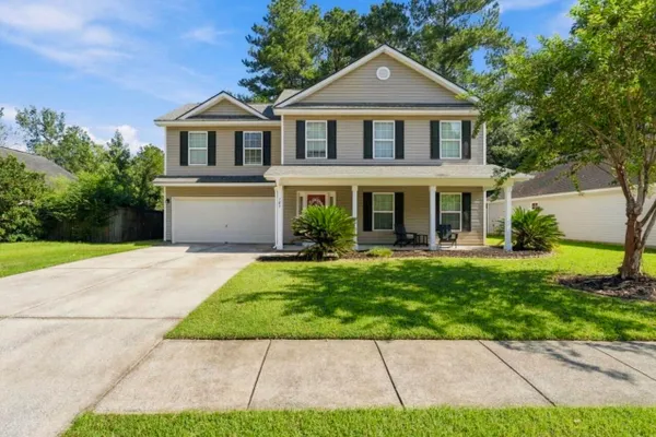 187 BLACKSTONE DR