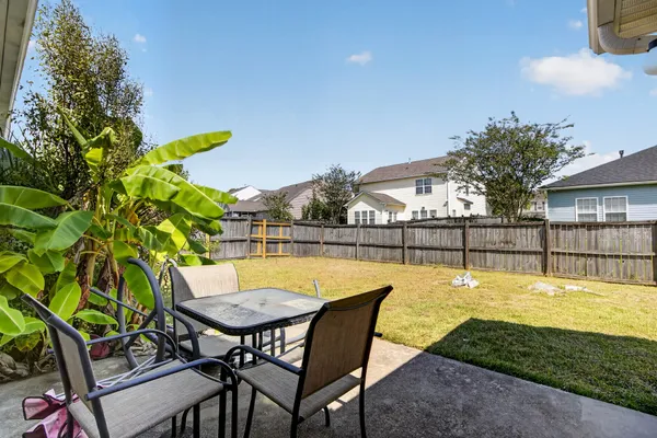 110 CHERRY LAUREL LN