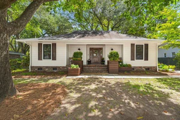 1223 WAPPETAW PL