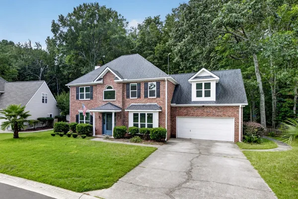 1132 BLACK RUSH CIR