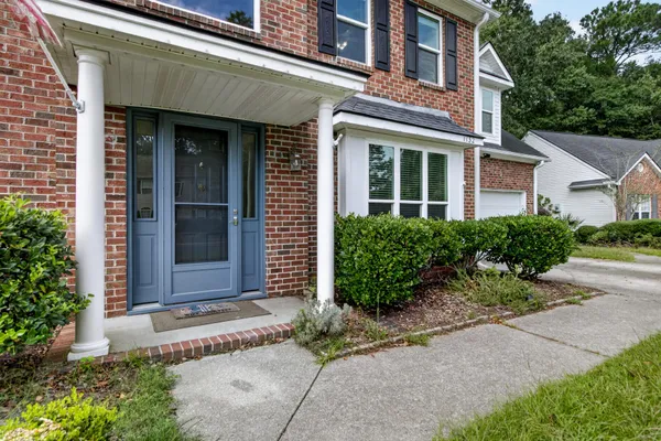 1132 BLACK RUSH CIR