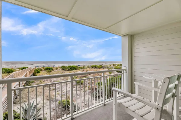 1126 OCEAN BLVD 125