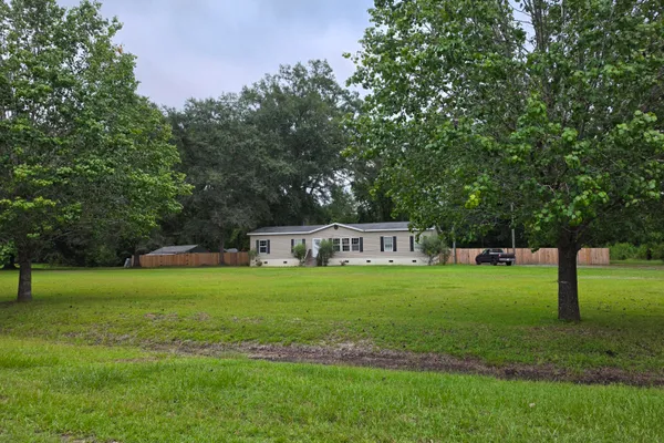 216 JOYLAND LN