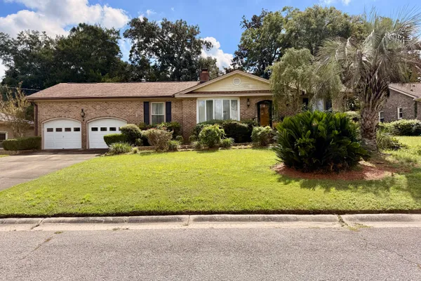 4351 HELENE DR