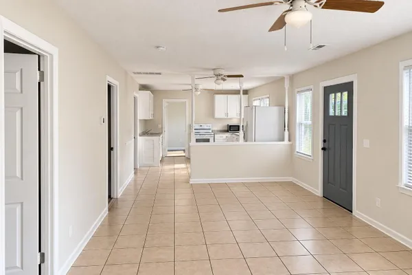 107 KEENAN AVE