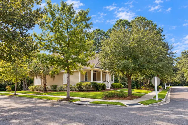 120 RED BAY LN