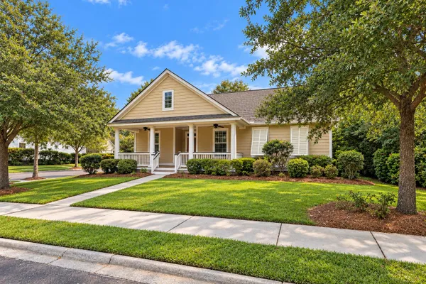 120 RED BAY LN
