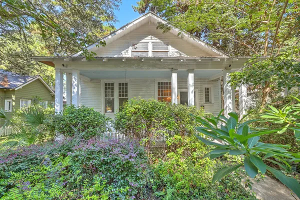 306 S MAIN ST