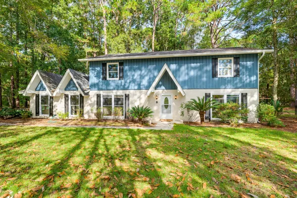 2 RIVERS CT