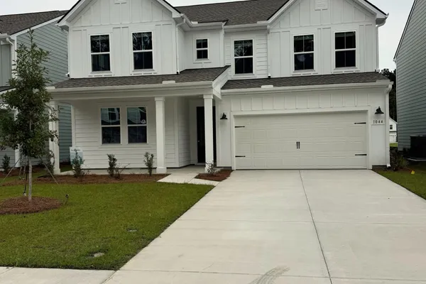 1044 BOYINGTON DR