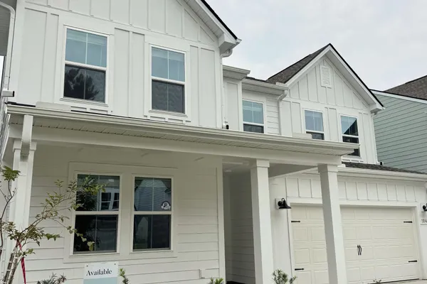 1044 BOYINGTON DR