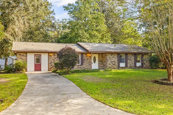 107 BRISTOW DR