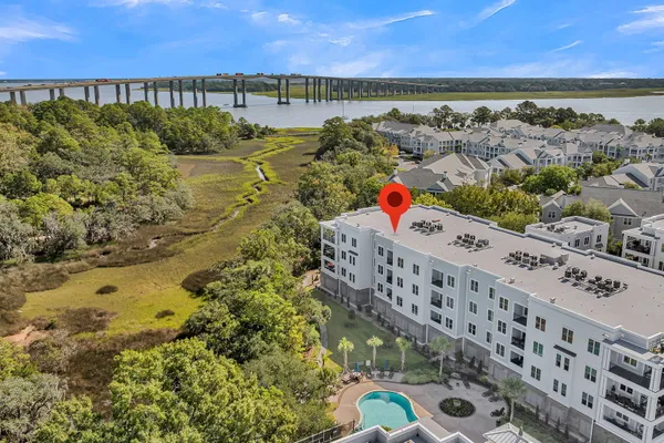 200 RIVER LANDING DR F 308